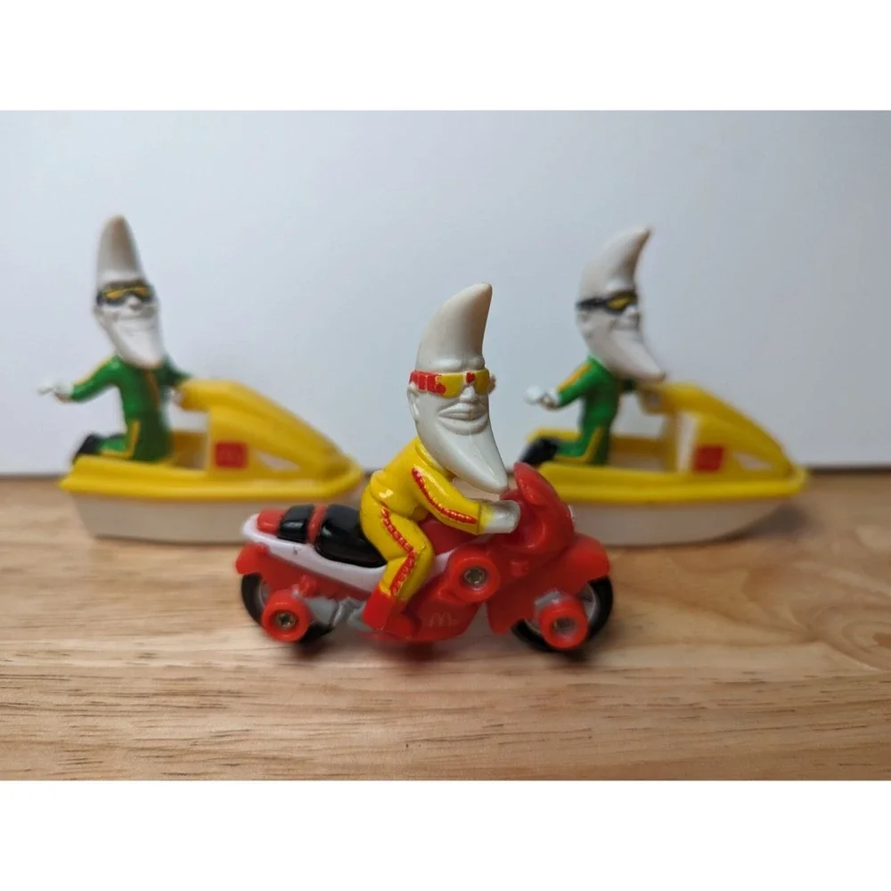 Lot 3 1988 Mac Tonight Toys 2 yellow jetski & one red motorbike Kids Meal 3 inch